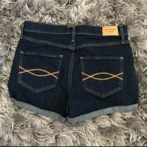 NWOT Abercrombie high waisted Jean shorts